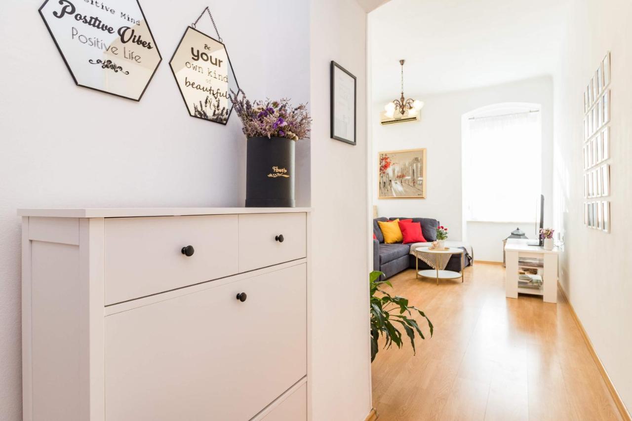 Apartman Lussi Пула Екстериор снимка