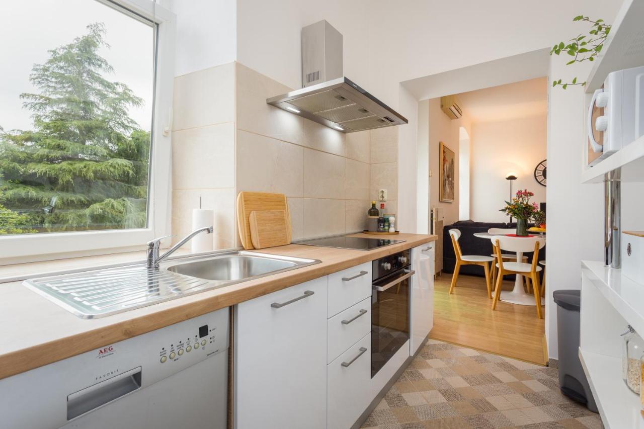 Apartman Lussi Пула Екстериор снимка