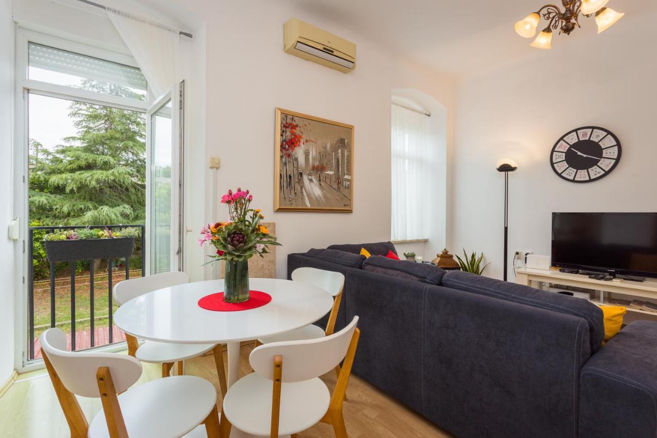 Apartman Lussi Пула Екстериор снимка