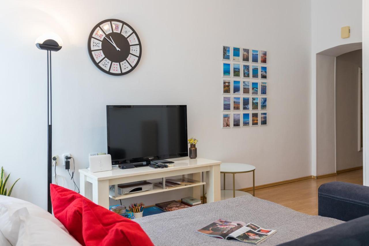 Apartman Lussi Пула Екстериор снимка