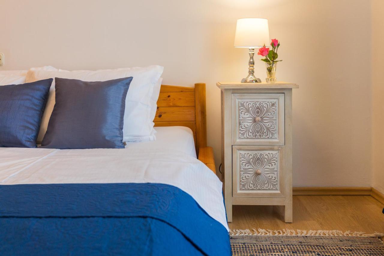 Apartman Lussi Пула Екстериор снимка